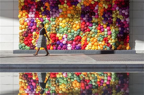 以水果和蔬菜為主題的城市雕塑