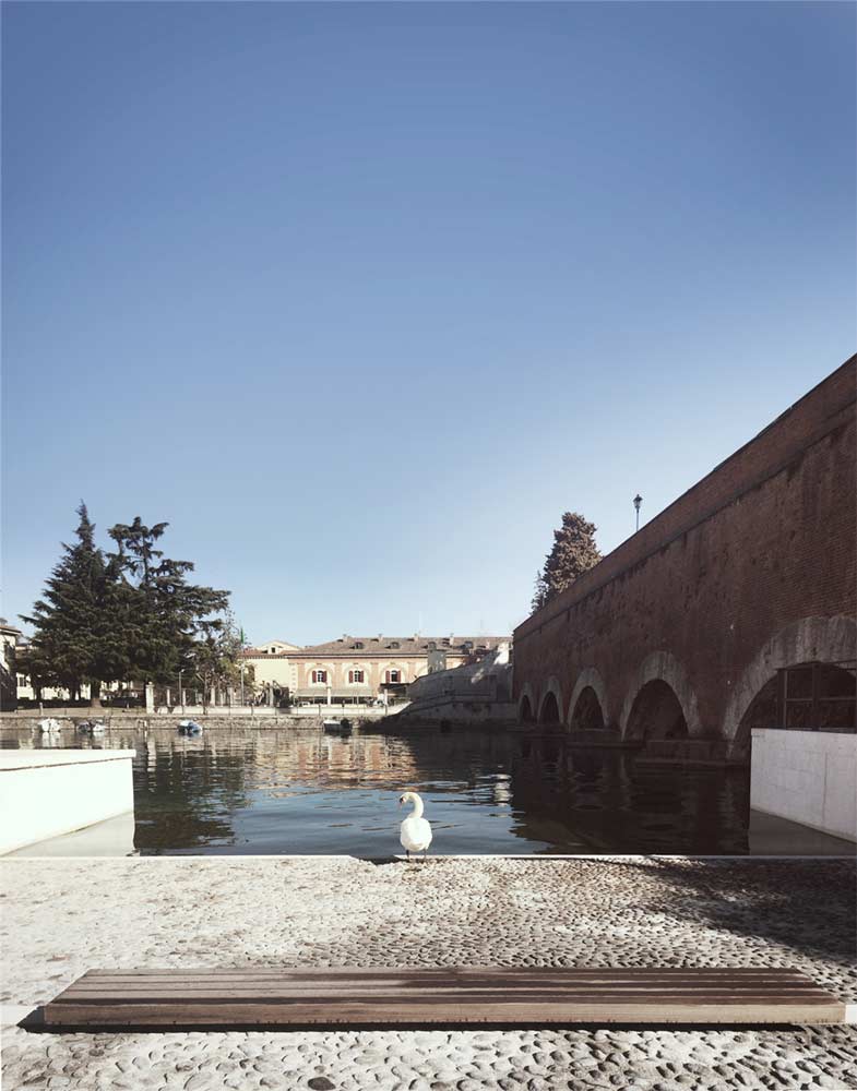 溝通歷史與未來的費迪南多薩沃亞廣場改造