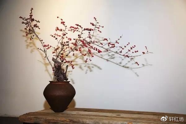 茶道，缺少插花不成雅致