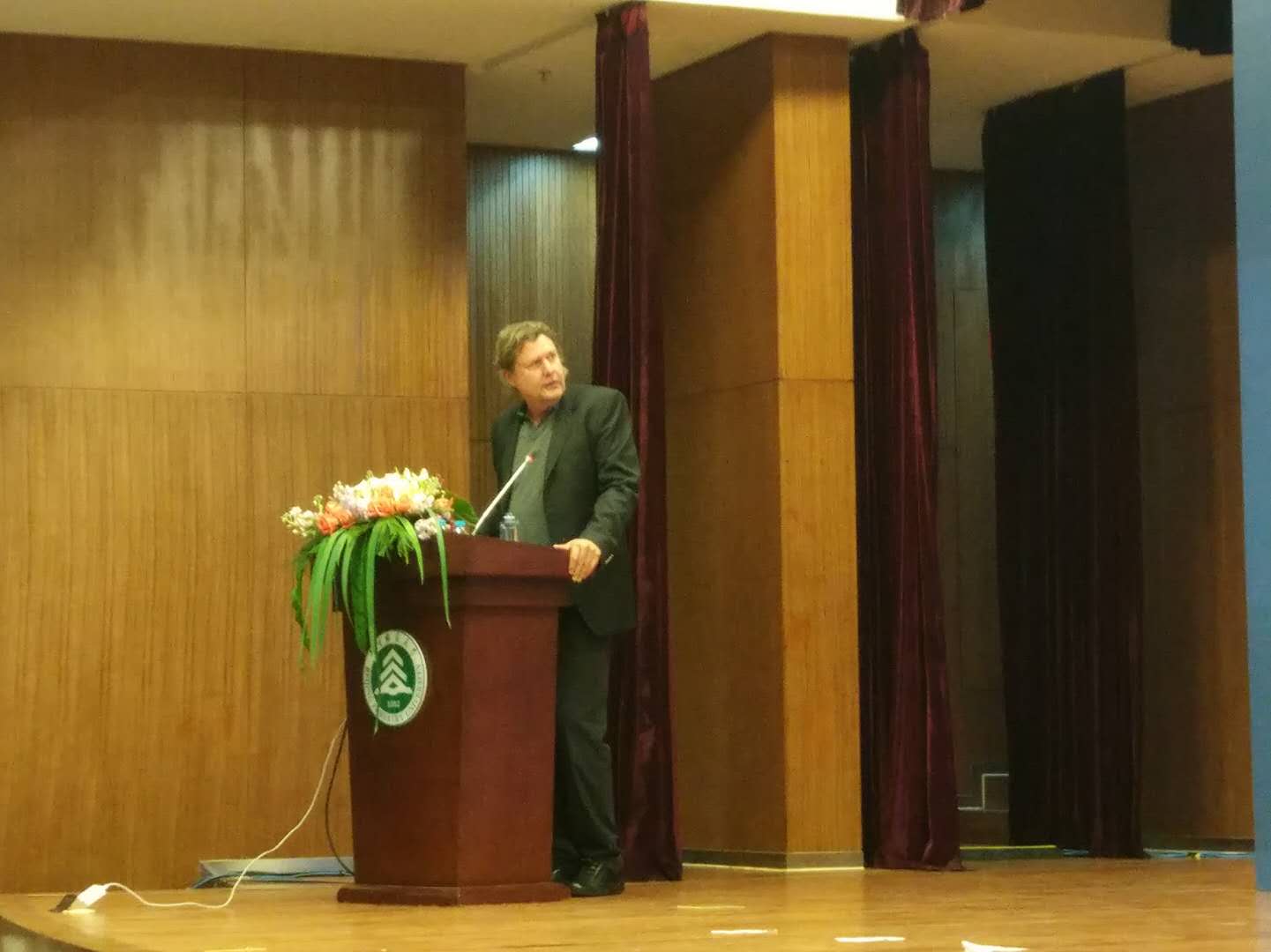 北京園藝博覽會國外設計師創意展園論壇舉辦