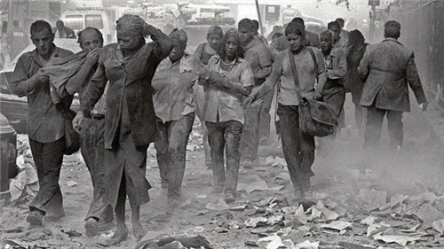 如何用公共藝術(shù)解決社會(huì)問(wèn)題,重塑城市空間?