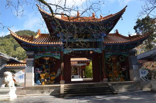 林深景美的云南寶臺山國家森林公園