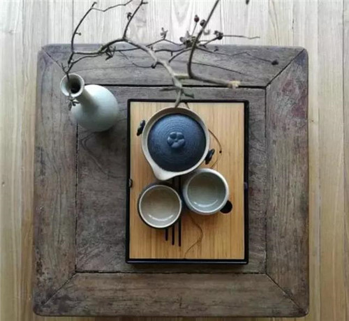 蘇州西山一家設計極簡工業風的民宿