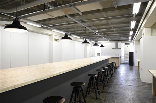 一切從簡，奈良塑料容器裝扮辦公室設計方案