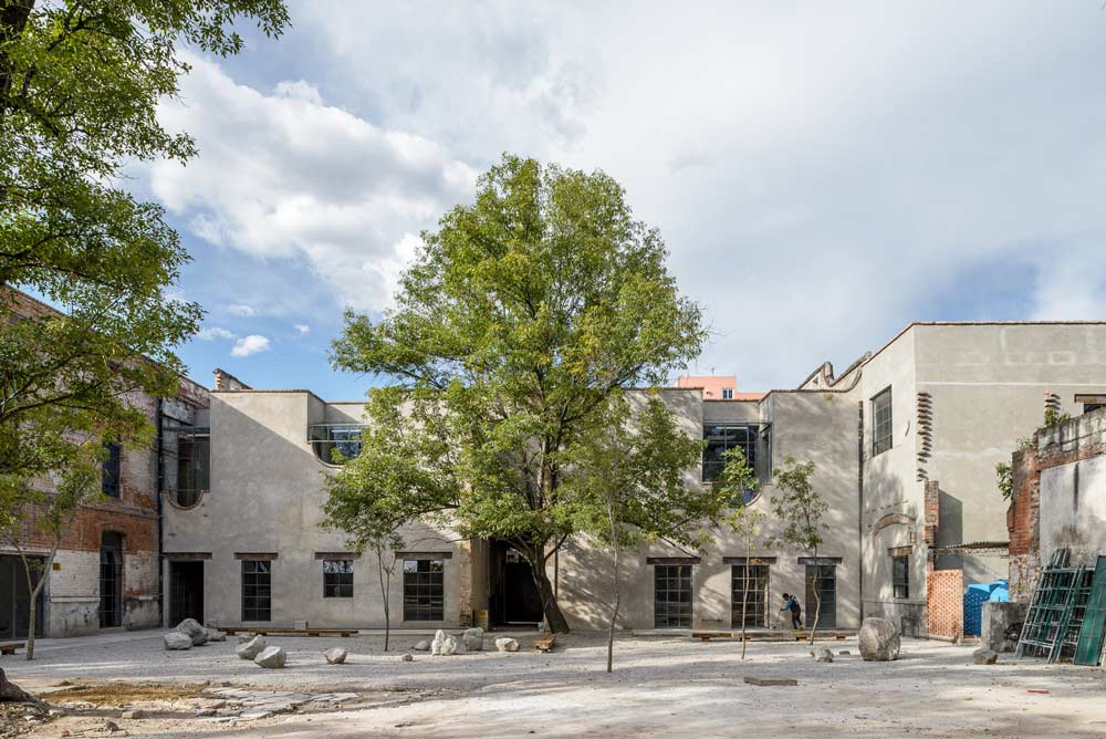 鄉村住宅變身辦公樓的景觀改造