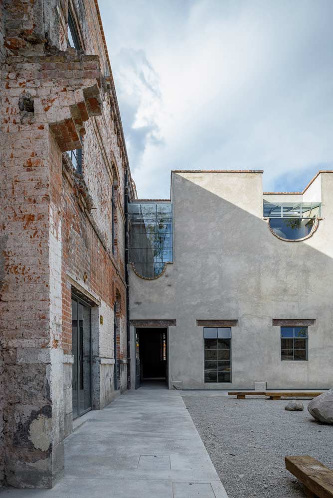 鄉村住宅變身辦公樓的景觀改造