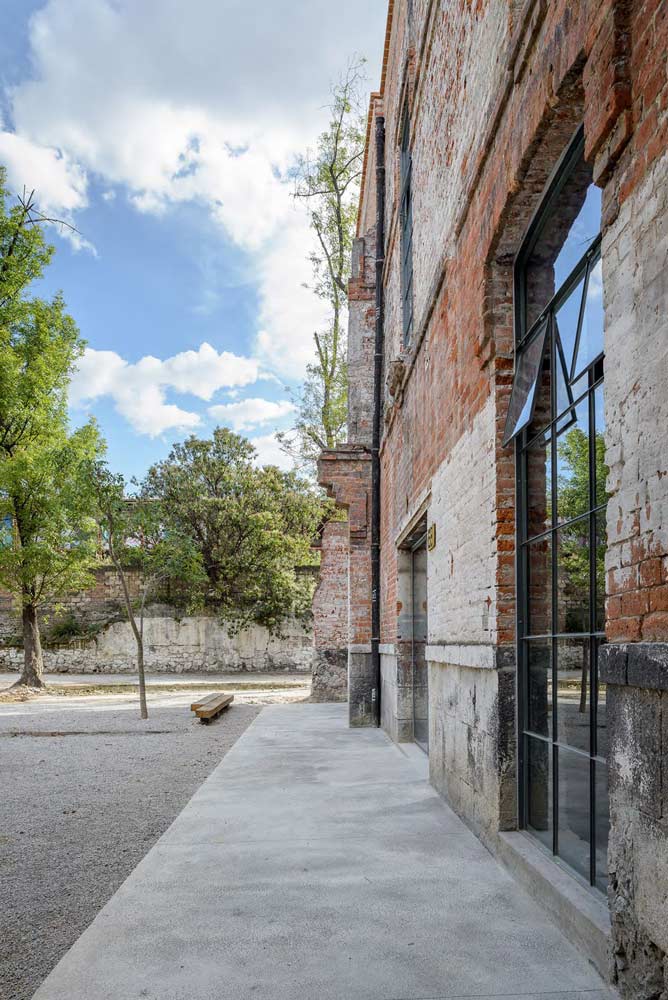 鄉村住宅變身辦公樓的景觀改造