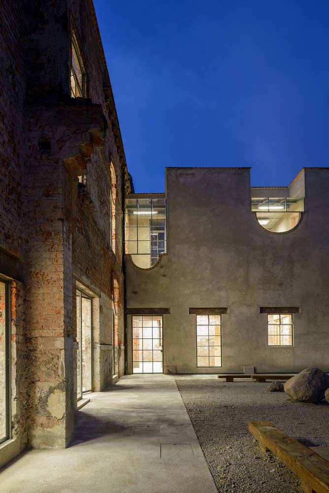 鄉村住宅變身辦公樓的景觀改造