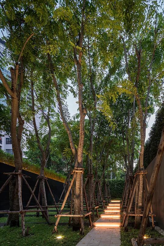 泰國曼谷Sindhorn住宅景觀設(shè)計(jì)