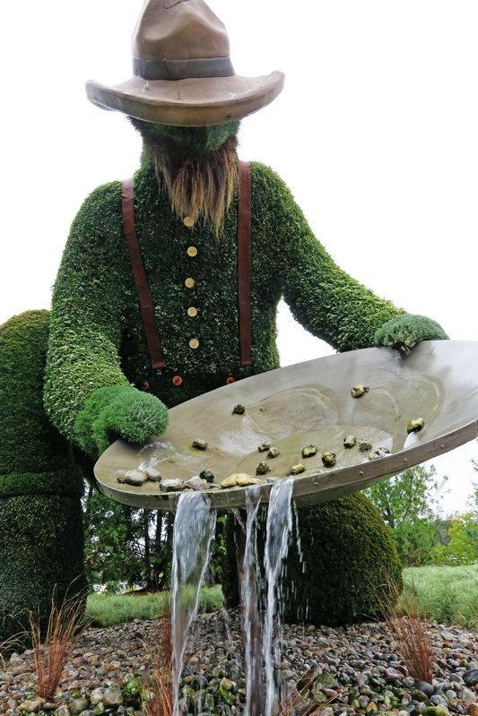 加拿大渥太華植物雕塑作品展,中國作品歡迎