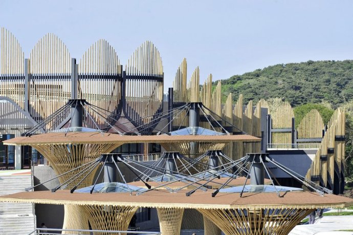 沈陽森林動物園熊貓館建筑景觀設計