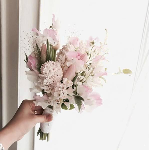 花藝設計中的色彩搭配技巧