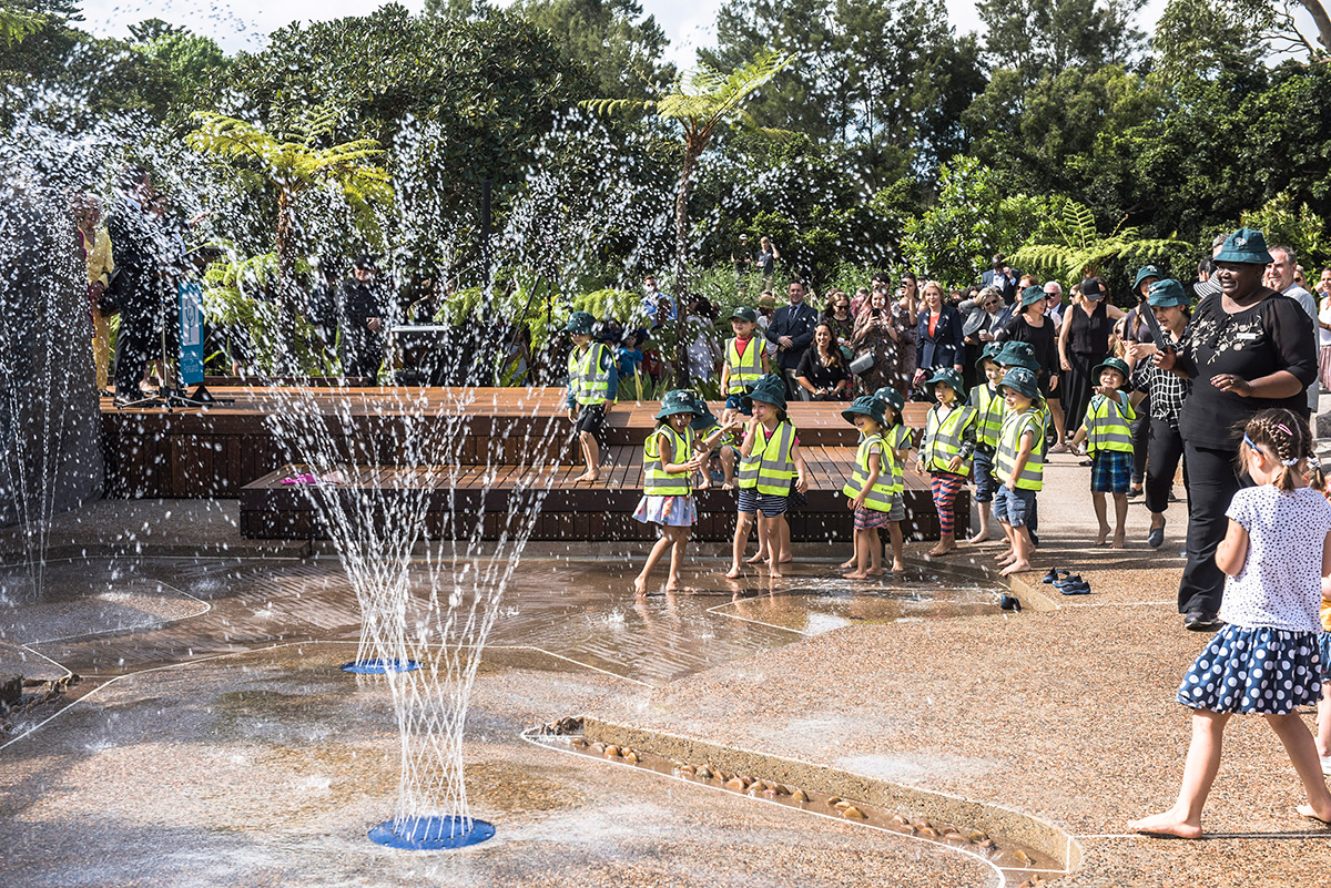 伊恩?波特兒童野外游戲場