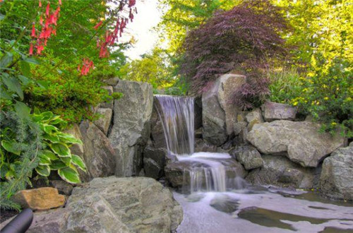 設計巧妙瀑布景觀江南美景花園