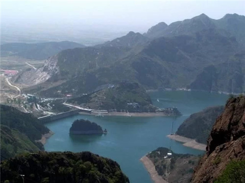 山海關原生態自然景觀游人如織的畫廊