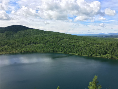 內蒙古阿爾山森林公園駝峰嶺天池