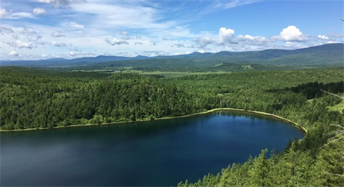 內蒙古阿爾山森林公園駝峰嶺天池