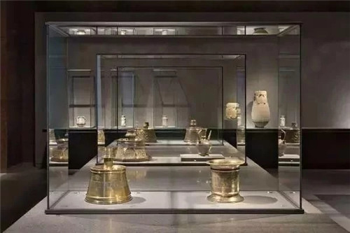 建筑大師貝聿銘創造出波斯灣上的城市明珠