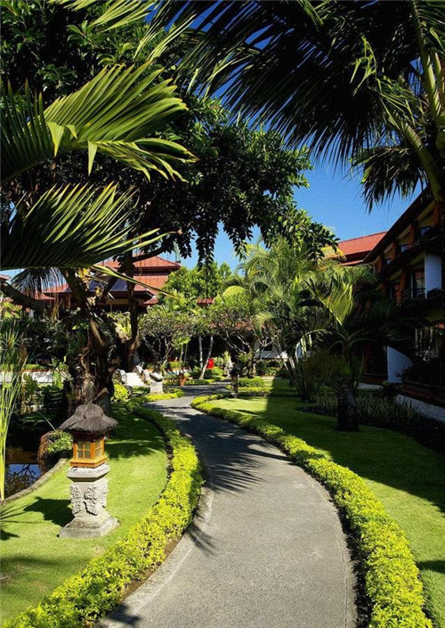 國(guó)外酒店設(shè)計(jì)的景觀像家鄉(xiāng)的濕地公園