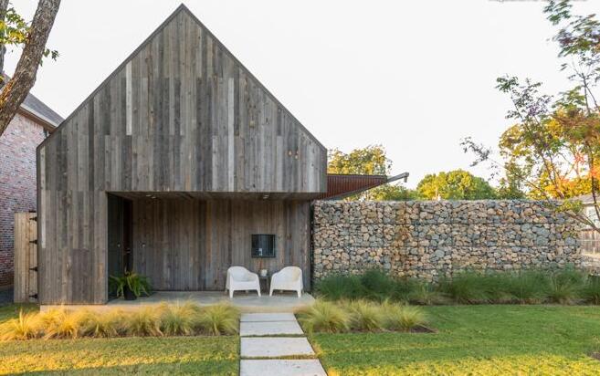 使用石頭和鐵絲構成優雅景觀的10種方法