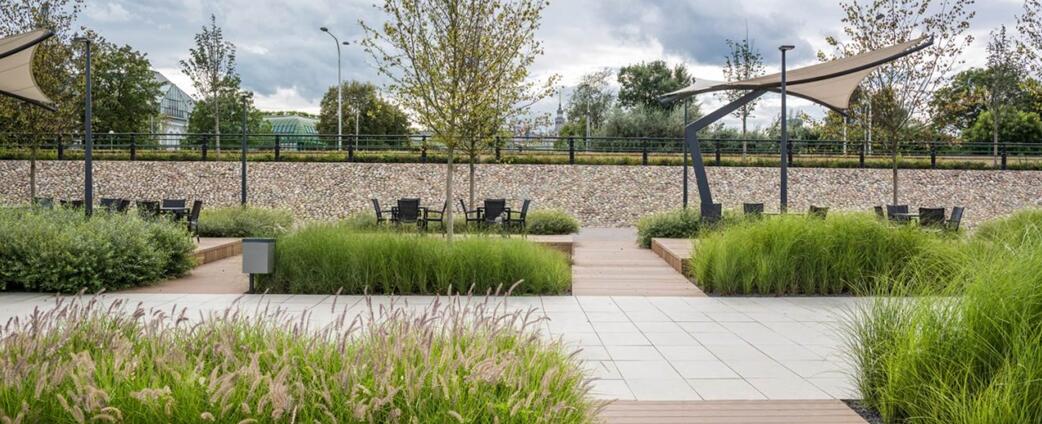 連續(xù)的帶狀空間:華沙維斯瓦河濱河景觀大道