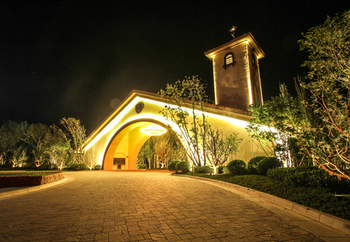 源樹作品:鴻坤·葡萄酒小鎮