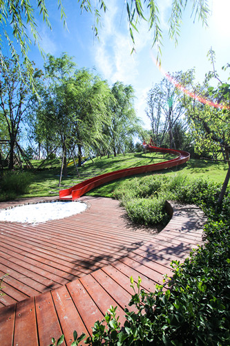 源樹作品:鴻坤·葡萄酒小鎮