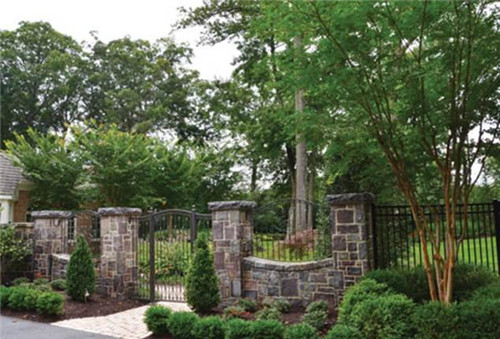 美國著名景觀設(shè)計師如何改造枯燥的花園