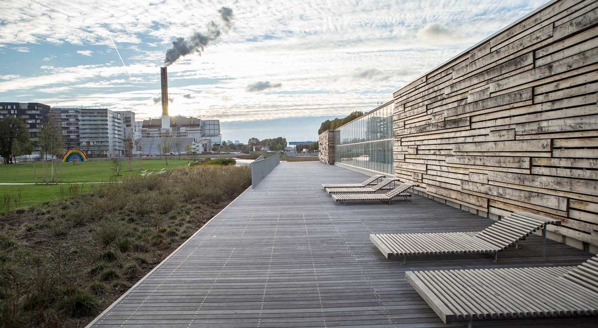 塞納河畔圣旺歷史中心的碼頭公園