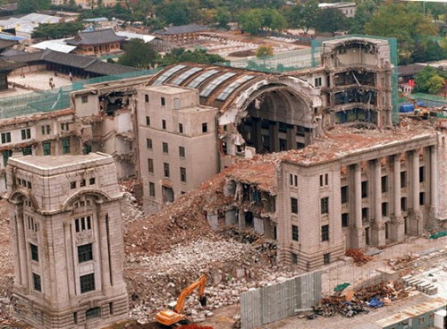 莫畏：長春市近代城市文化景觀的保護與評價