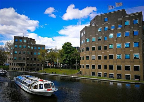 運河交織出的“水都”風情