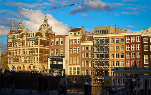 運河交織出的“水都”風情