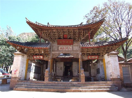 麗江第一村:人杰地靈的清水古鎮