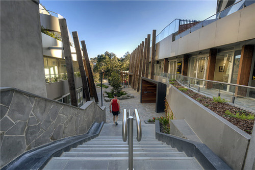 相思廣場(chǎng)住宅區(qū)邀請(qǐng)公眾參與激活的公共空間