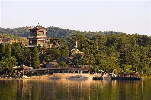 中國古典園林在現代中國式樓盤中的呈現