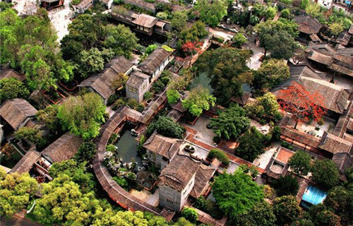 中國古典園林在現代中國式樓盤中的呈現