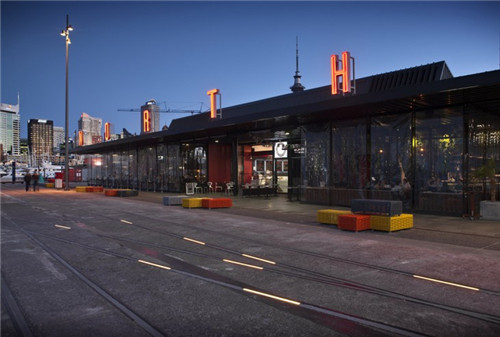 奧克蘭海濱工業(yè)區(qū)北碼頭長廊濱水景觀的改造