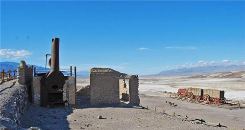 帶你感受大自然的極簡之美,荒蕪卻震撼心靈