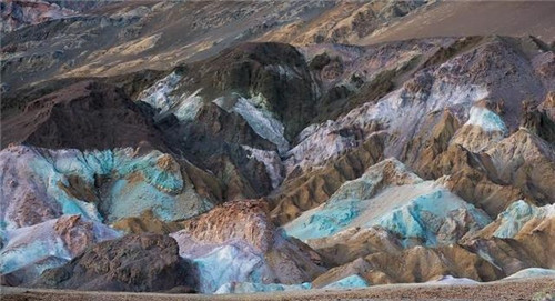 帶你感受大自然的極簡之美,荒蕪卻震撼心靈