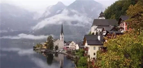 中國與歐洲特色小鎮強對比