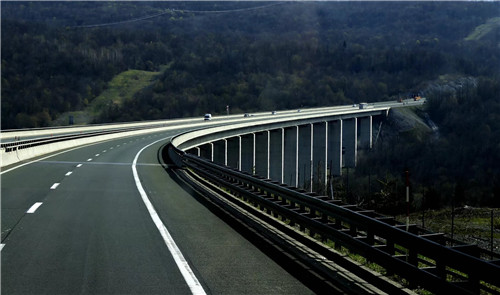 “十六湖國家公園”撫慰人內(nèi)心的是純粹自然