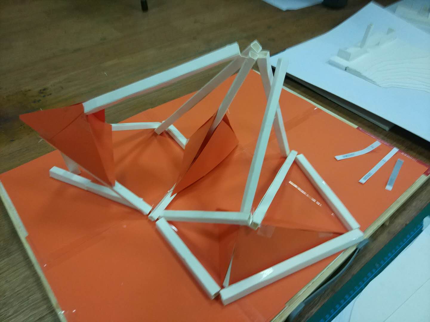 羅青:創造有情感意義的空間序列