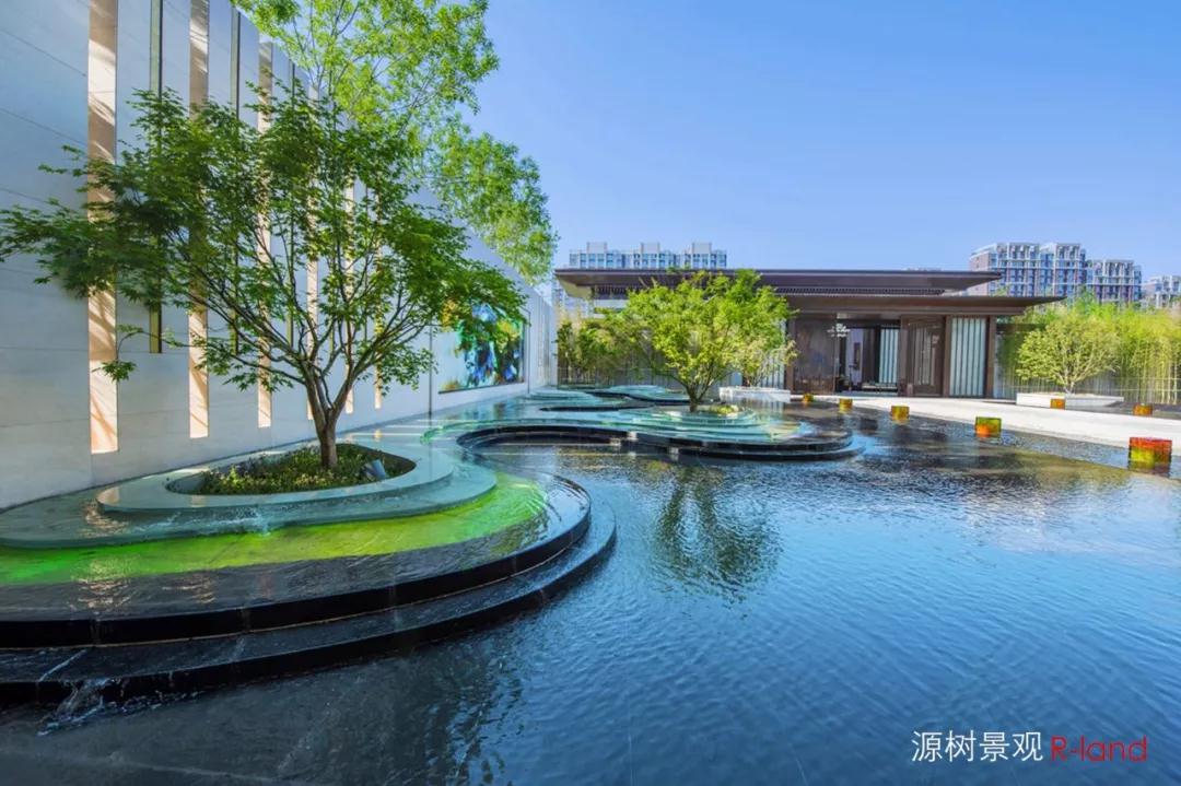 天成嶺秀 :時尚奢雅,宛若天成的極致解讀