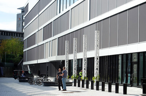 陰暗庭院變身閃亮城市空間——挪威卑爾根Odd Frantzens廣場景觀