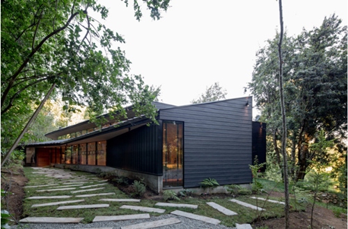 處處可以看到湖景的房子——智利“竄鳥”木屋別墅設計