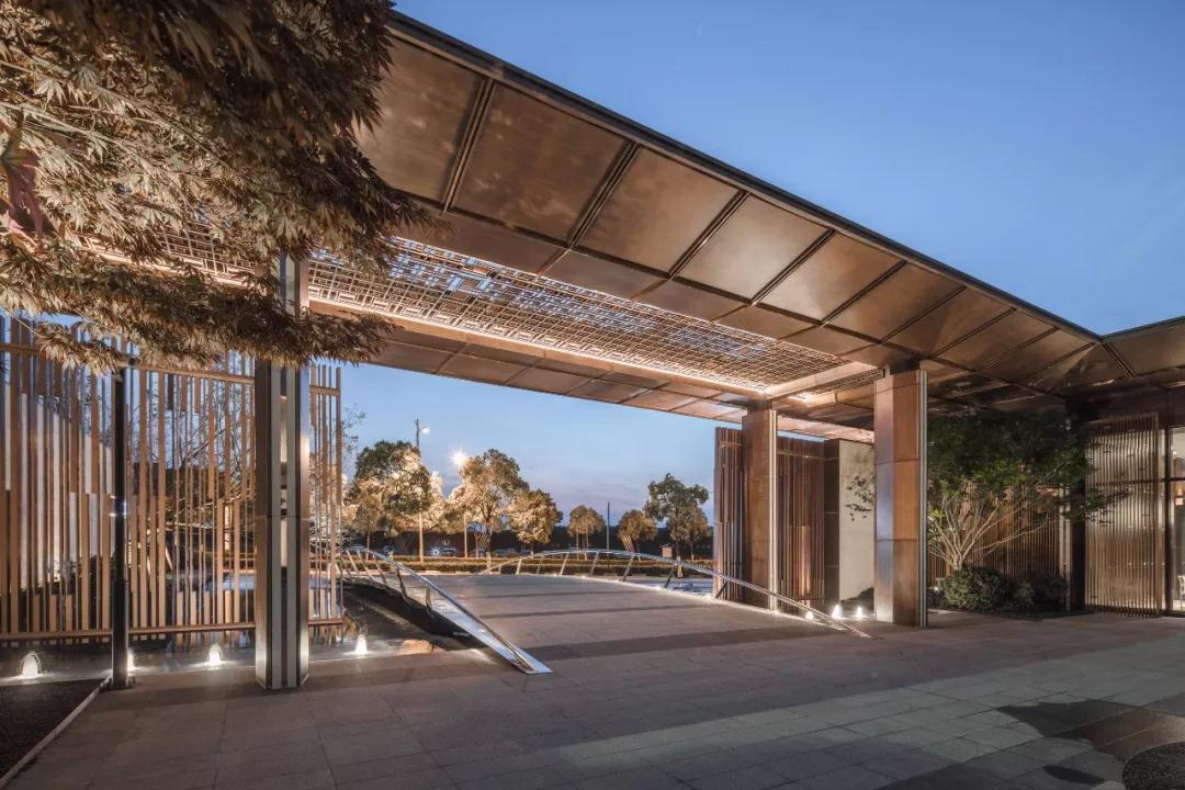 有的魚是永遠都關(guān)不住的 | 公元2040