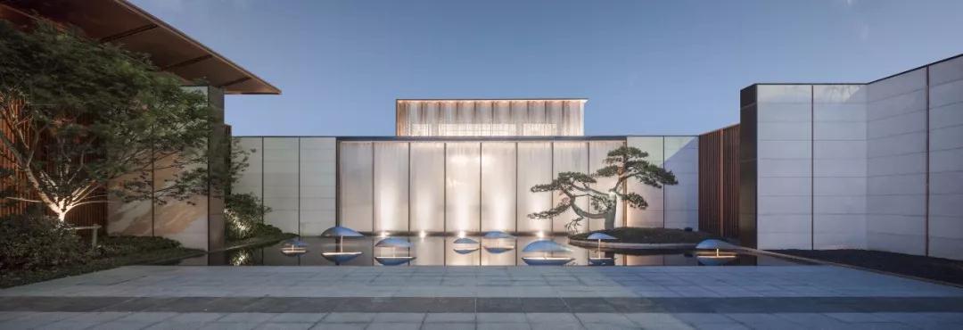 有的魚是永遠都關(guān)不住的 | 公元2040