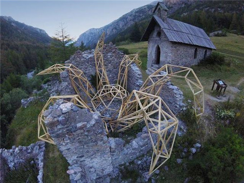 自然保護(hù)區(qū)里的“怪獸”