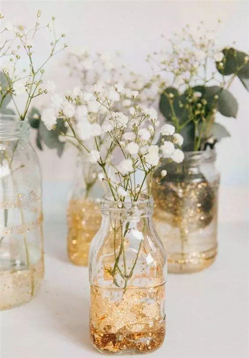 這樣插花,即使花謝了屋子依然會很美