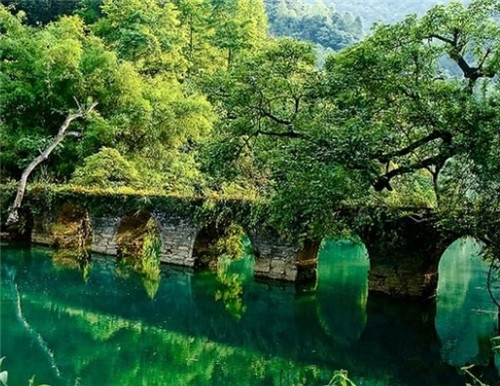 荔波樟江風景名勝區——中國的超級盆景